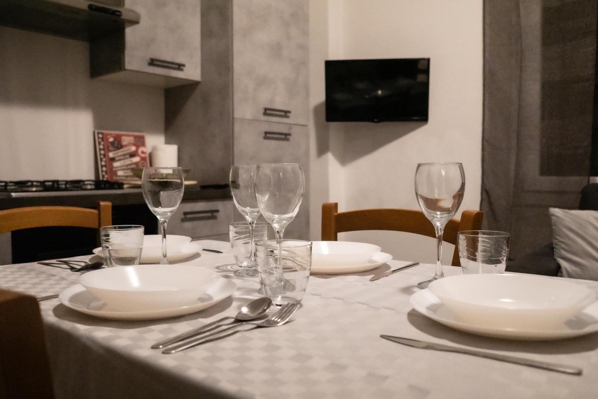 Bilocale Vicino Al Centro Di Verona - Ristrutturato Di Recente! Apartment Bagian luar foto